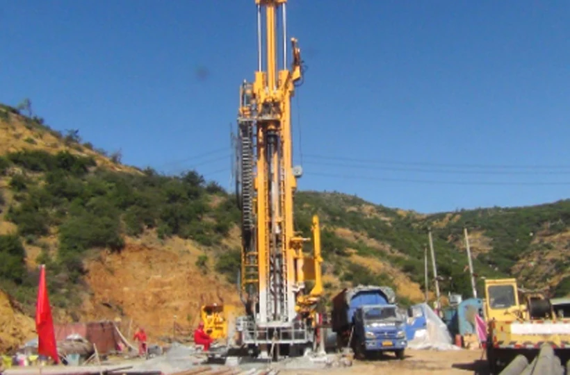 CORTECH CMD100 coalbed methane directional drilling rig on a deep well site in Qinshui Basin CORTECH CMD100 coalbed methane directional drilling rig on a deep well site in Qinshui Basin