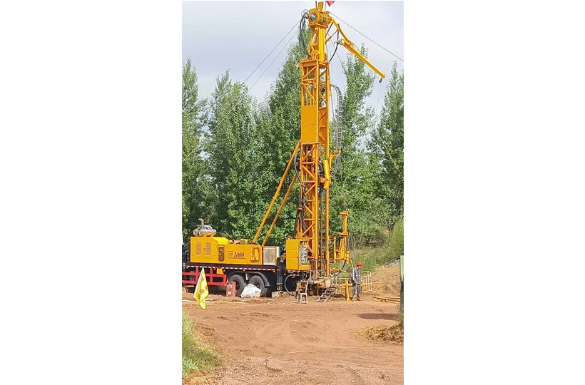 Uranium Exploration Drilling Rig Desert Plateau: CMR1000A in Kashi, Xinjiang, China